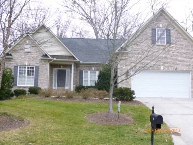 Main picture of 18 Bluff Ridge Ct