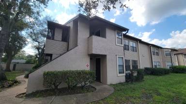 Main picture of 3020 Antique Oaks Cir