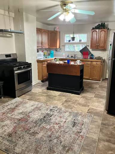 Main picture of 441 3rd St