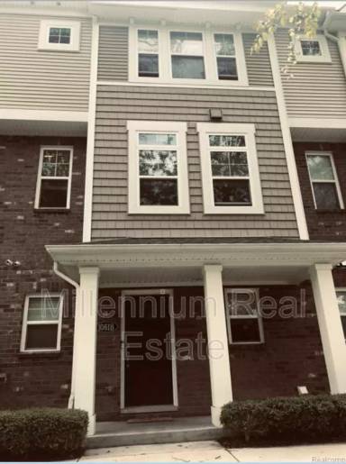 Main picture of 1061 N Sherman Dr