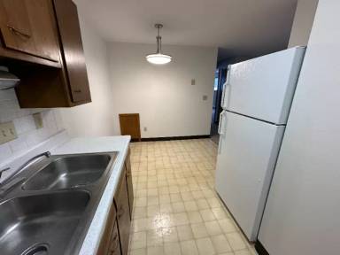 Main picture of 404 5th Ave W