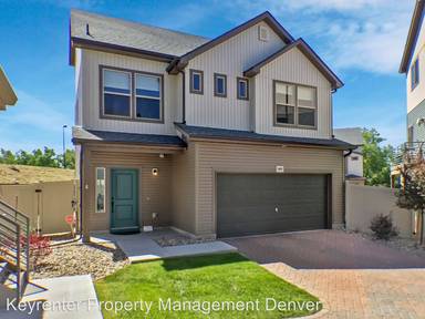 Main picture of 5440 Danube St