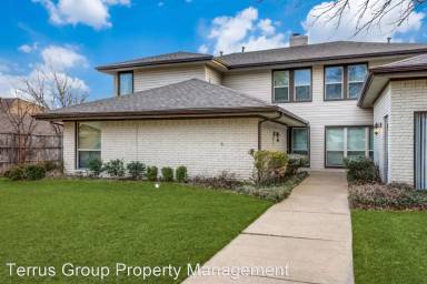 Main picture of 9404 Moss Farm Ln