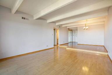 Main picture of Hampden East Three