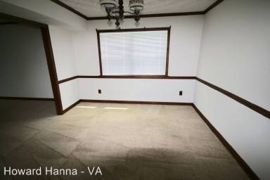 Main picture of 5401 Wingate Way