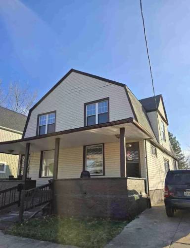 Main picture of 11600 Beulah Ave