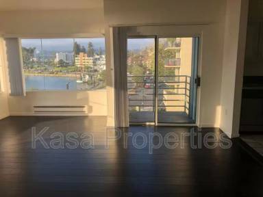 Main picture of 1524 1st Avenue 105 E 16th Street