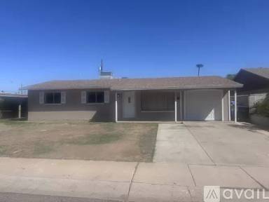 Main picture of 2211 N 50th Dr