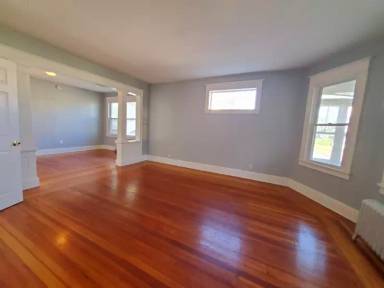 Main picture of 2427 Guilderland Ave