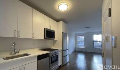 Main picture of 171 E 88th St