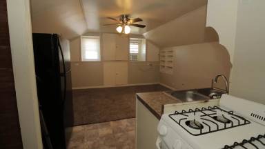 Main picture of 2815 Merriam Ln