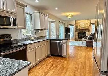 Main picture of 3935 Camperdown Dr