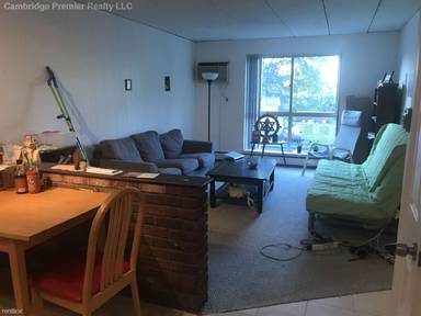 Main picture of 16 Trowbridge St