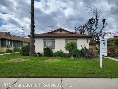 Main picture of 2569 N Lincoln St