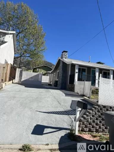 Main picture of 3623 3rd Ave