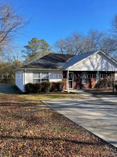 Main picture of 146 Sipes St NW