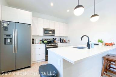 Main picture of 1656 W Summerdale Ave