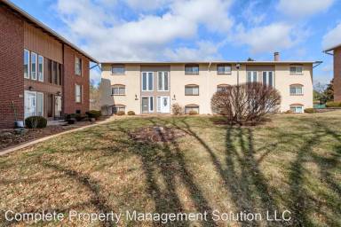 Main picture of 130 Carmel Woods Dr
