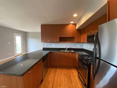 Main picture of 6930,6954,6971,6975 N Greenview Ave Apartments
