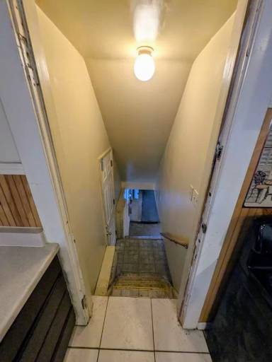 Main picture of 1294 E 188th St
