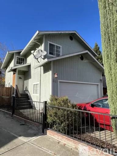 Main picture of 36 Creekside Ct