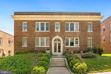 Main picture of 3409 29th St NW