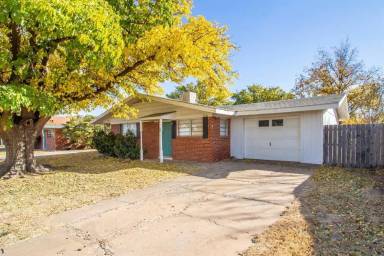 Main picture of 722 W 4th St