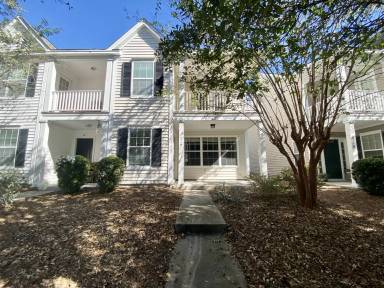 Main picture of 220 Station Mill Blvd