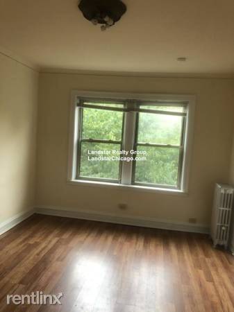 Main picture of 2536 N Sawyer Ave Apartments