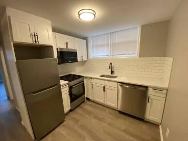 Main picture of 333 Elm St