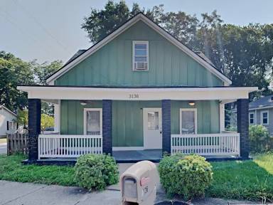 Main picture of 3136 E Point St