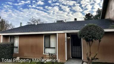 Main picture of 230 N Crenshaw St