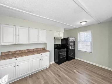 Main picture of 533 Burkman Dr