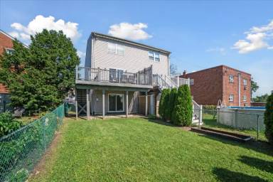 Main picture of 573 Parker Ave