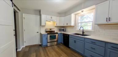 Main picture of 3005 James Ave