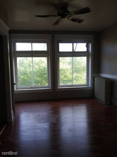 Main picture of 3124 Main St