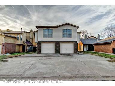 Main picture of 3200 Ridgecrest Ct