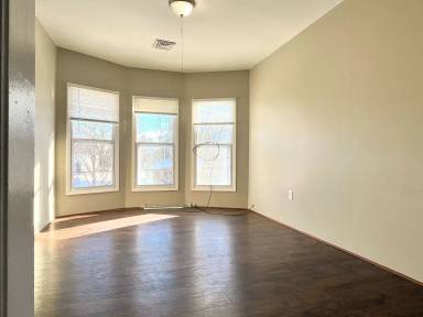Main picture of 116 Hawley St
