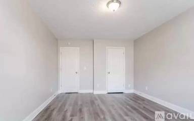 Main picture of 287 Ambassador Cir