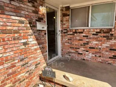 Main picture of 23 NE 63rd St