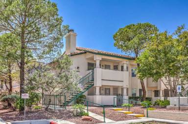 Main picture of 7961 Lions Rock Way