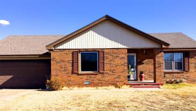 Main picture of 1200 N Spring St