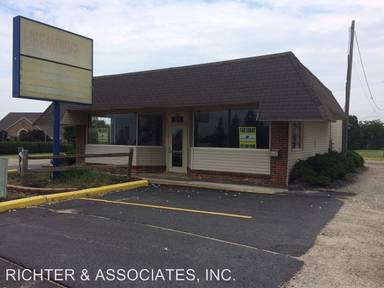 Main picture of 3439 E Grand River Ave