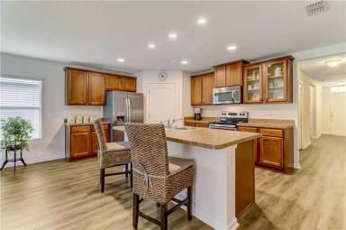 Main picture of 95154 Timberlake Dr
