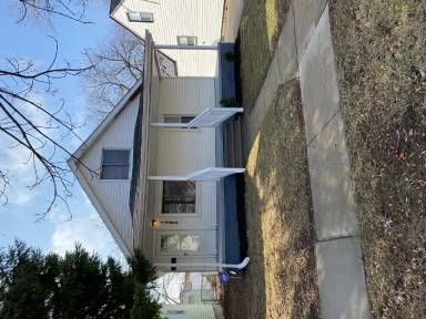 Main picture of 7284 Orchard Ave