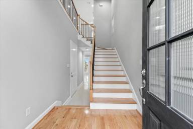 Main picture of 5714 Arabelle Lake St