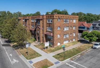 Main picture of 670 26th St