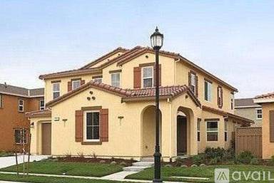 Main picture of 702 N San Marcos Dr