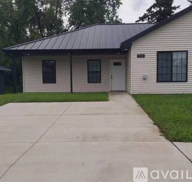 Main picture of 402 Eagle St