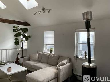 Main picture of 159 Auburn St